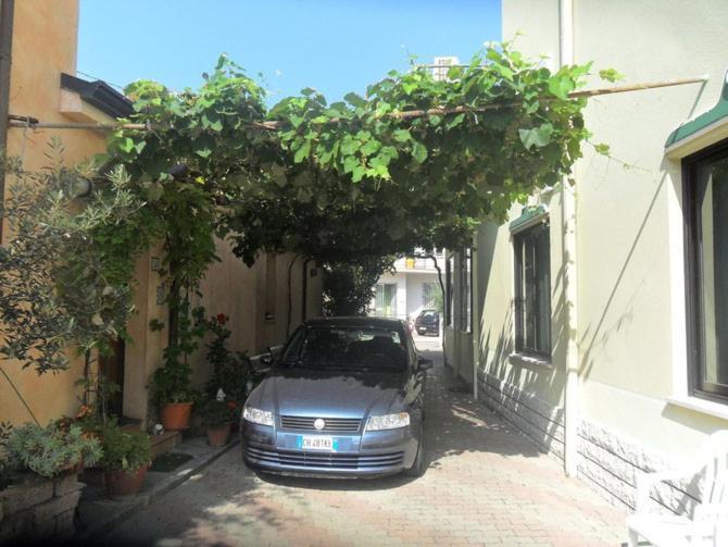 Albergo Villa-Brandi --- Pensione Completa --- Bellaria-Igea Marina Exterior photo